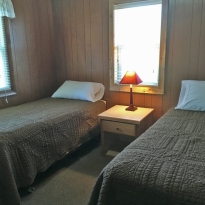 cabin-4-br-2